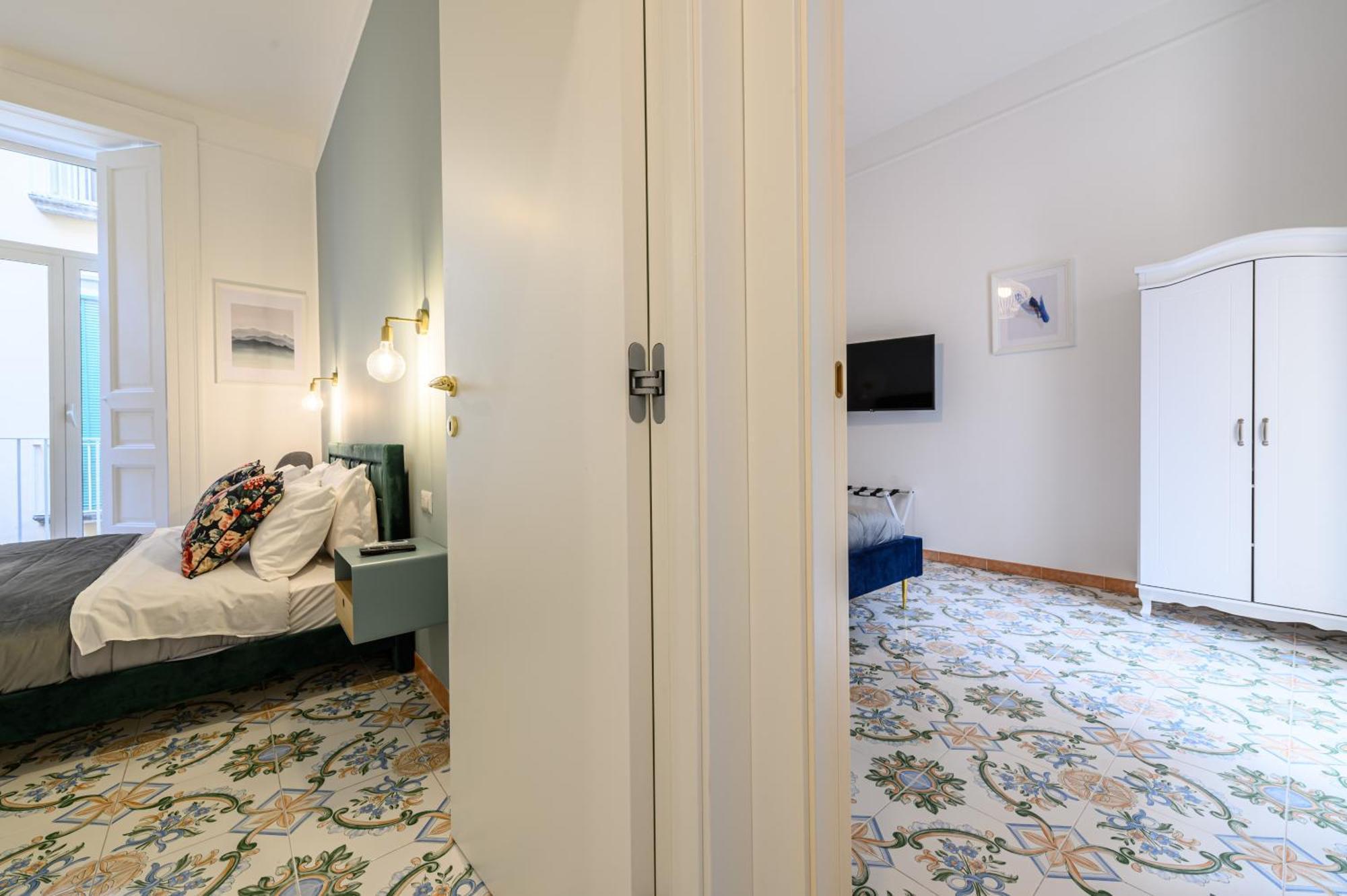Guest House 121 Charming Apartment Nápoles Exterior foto